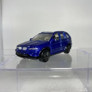 MotorMax #6025 BMW X5 1:64 Diecast SUV Blue  - Picture 1 of 10