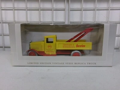 SPECCAST - VINTAGE STEEL - SHELL TOW TRUCK - PRE OWNED - #OS - Image 1 of 4
