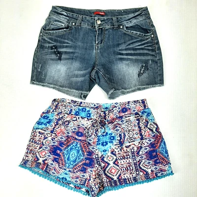 Bongo Bebop 女式青少年 11 码短裤套装牛仔水钻生下摆蓝色 — 第 1/4 张图片