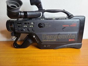 Vintage Panasonic OmniMovieHQ S-VHS Camcorder PV-S7700 - UNTESTED - Picture 1 of 11