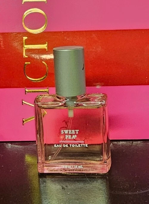 NEW Bath & Body Works SWEET PEA Eau de Toilette EDT Spray .5 Fl Oz RARE - Image 1 of 1