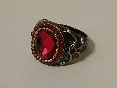 Anillo de dragón simulado rubí rojo banda de sello de acero inoxidable tamaño 8 gótico masónico Foto 1 de 4