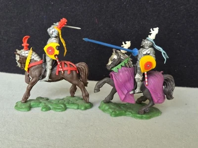 Britains Swoppet Knights 2 Mounted on Horses RARE Color Variations! All original - Image 1 of 2