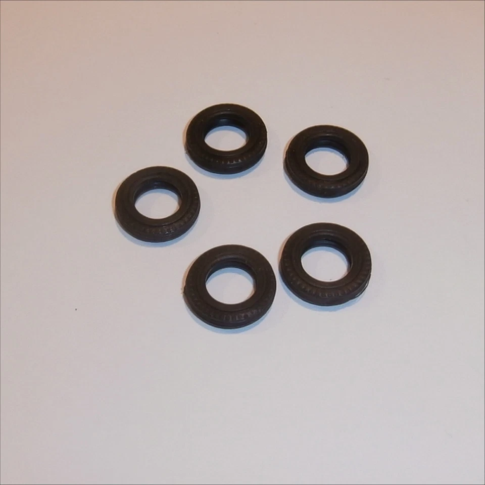 Matchbox Yesteryear Y6 Rolls Royce Fire Engine Tires 5 Tyres Pack #32 - Image 1 of 4