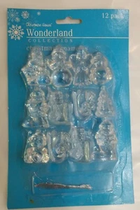 Nuevo en Paquete Casa de Navidad Colección País de las Maravillas 12 Adornos de aproximadamente 2" de alto cada uno - Imagen 1 de 6