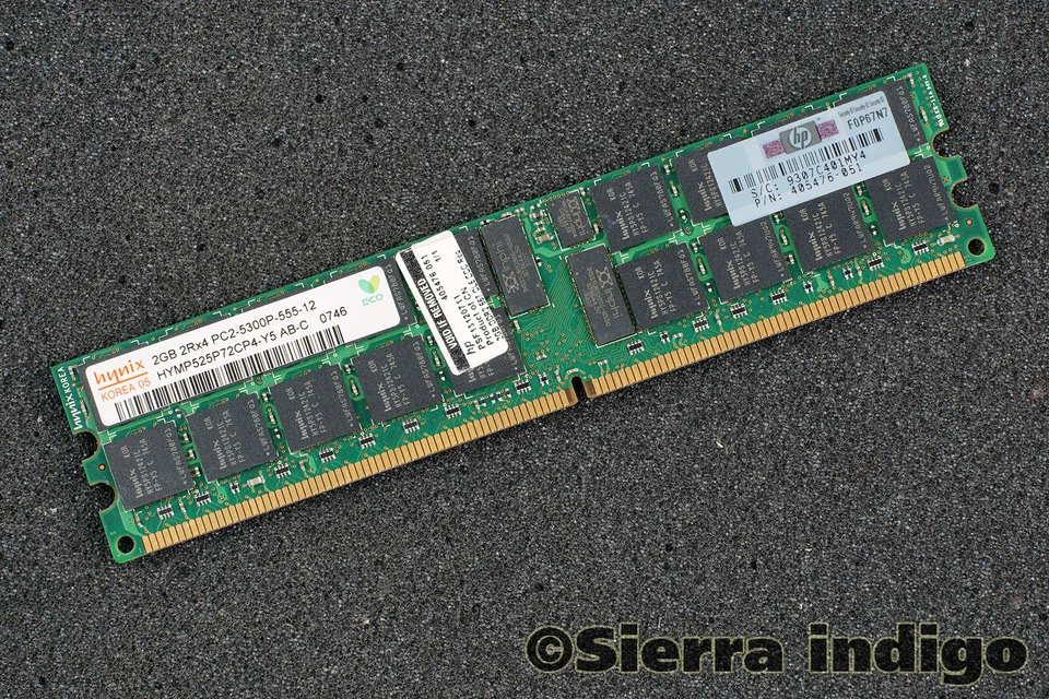 Hynix HYMP525P72CP4-Y5 PC2-5300P-555-12 2GB Server Memory RAM - Image 1 of 1