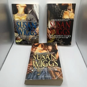 Tudor Rose Trilogy by Susan Wiggs Books 1-3 Paperback - Bild 1 von 13