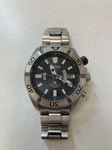 Reloj Citizen Promaster Marine Eco-Drive H112 esfera negra usado de Japón - Imagen 1 de 9