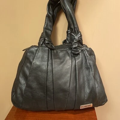 Bolso de cuero negro suave con logotipo John Galliano vintage hecho en Italia Foto 1 de 4