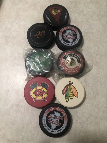 8 Chicago Blackhawks Puck Lot NHL Hockey Game Souvenir Cover