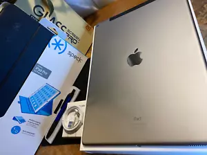 Apple iPad Pro 12.9in (128gb) Cellular (A1652) 90% Battery* LCD Damage: REPAIR - Picture 1 of 13