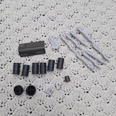 Hasbro GI Joe 1984 Killer Whale aerodeslizador puertas de motor, cañón, ventanas - PIEZAS Foto 1 de 4