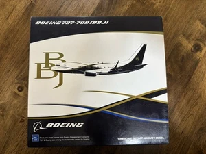 JC Wings Boeing 737-700 BBJ 1:200 Scale - Picture 1 of 12