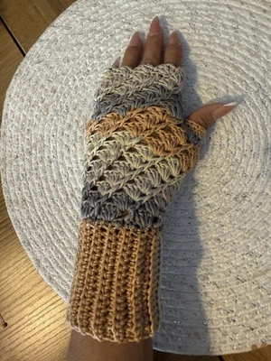 Guantes hechos a mano, coloridos, bohemios sin dedos, talla única. Estilo único Foto 1 de 3