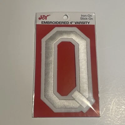 JOY LETTER SHOP 4 pulgadas BLANCO Bordado Hierro Sobre Letra - Q Nuevo Foto 1 de 2