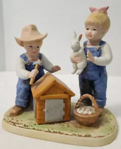 Figura De Colección 1985 Home Interiors Homco Denim Days 1514 Bunny Hutch Danny Debbie - Imagen 1 de 8