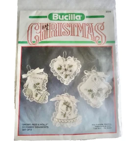 cROSS STITCH BUCILLA NOS SNOWFLAKES HOLLY ORNAMENTS SET 4 CHRISTMAS NIP neocurio - Picture 1 of 7