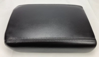 07-16 Acadia Enclave Traverse Center Console Armrest Lid Black w/ White Stitch - Image 1 of 4