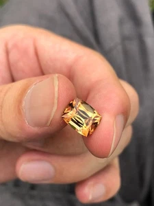 5.4 Carats Natural Peach Color Topaz , Cushion Cut, Hand Faceted, Earth Mined - Picture 1 of 6