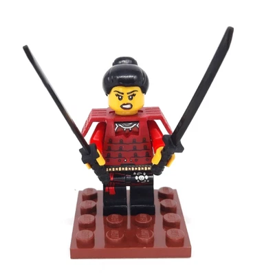 LEGO Minifigures col206 (71008) Series 13 Samurai, Dual Black Swords - Image 1 of 4