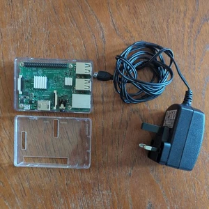 Raspberry Pi 3 Model B V1.2 With Case And official Power Supply Good Condition - Picture 1 of 1
