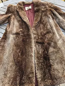 VTG WOMEN BEAVER REAL FUR FULL LENGTH LINED WINTER COAT S HALLE ON MAIN MEMPHIS - Picture 1 of 17