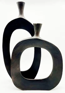 Modern Home Decor Casted Aluminium Vase - Picture 1 of 25