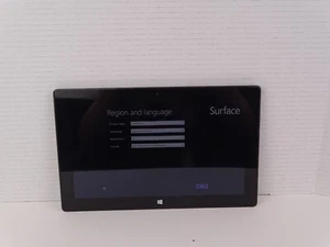 Microsoft SURFACE 1516 RT 32GB HDD 2GB RAM WiFi Microsoft Office 2013 READ - Picture 1 of 7