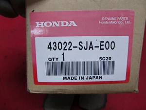 Bremsklötze von Original Honda mit der Nummer 43022-SJA-E00 - Picture 1 of 2