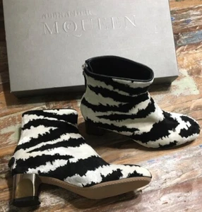 ALEXANDER McQUEEN ~ BOTINES CEBRA BLANCO Y NEGRO ~ Talla 39.5 ~ IMPRESIÓN ANIMAL 9 - Imagen 1 de 8