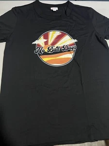 Camiseta Lularoe L Liv Gráfica “This Is No Bad Days” Grande Negra #31 - Imagen 1 de 3