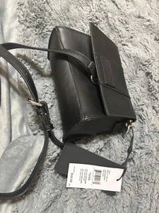 KENDALL + KYLIE crossbody black small - Picture 1 of 5