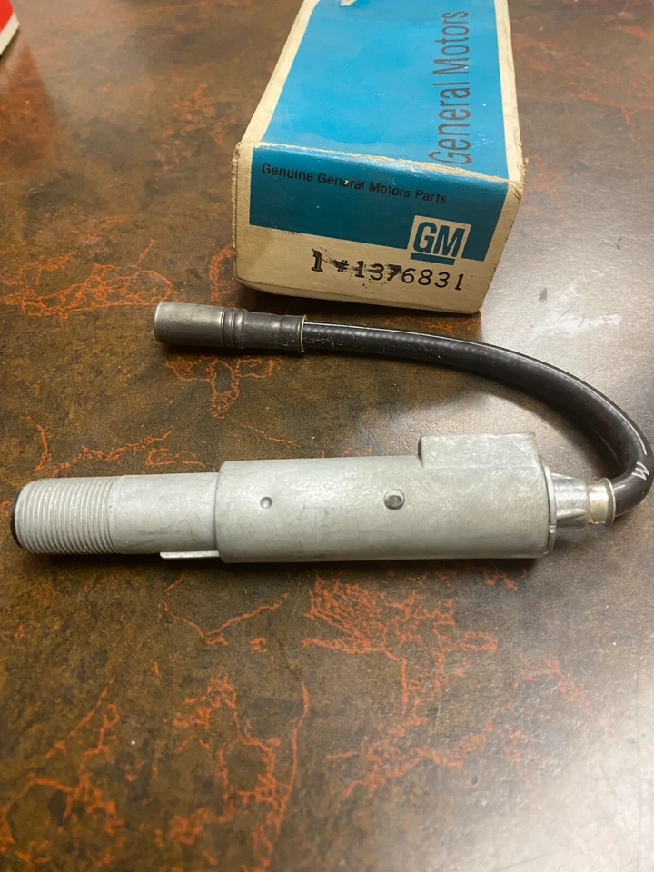 NOS 67 68 BUICK WILDCAT ELECTRA LESABRE ANTENA BASE Y CABLE GM 1376831 1380082 Foto 1 de 1