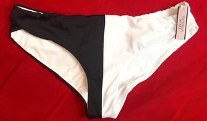 Victoria's Secret NWT Cheeky Hipster Black & White Colorblock Bikini Bottom S - Picture 1 of 5