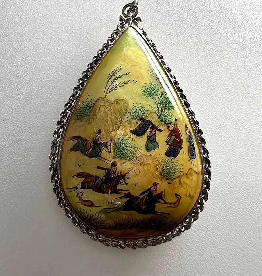 Antiker Perlmutt Anhänger Miniaturmalerei Vögel Jagdszene Handbemalt Sammler - Bild 1 von 4