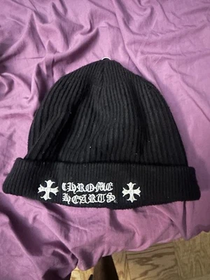Gorro corazón cromado negro Foto 1 de 4