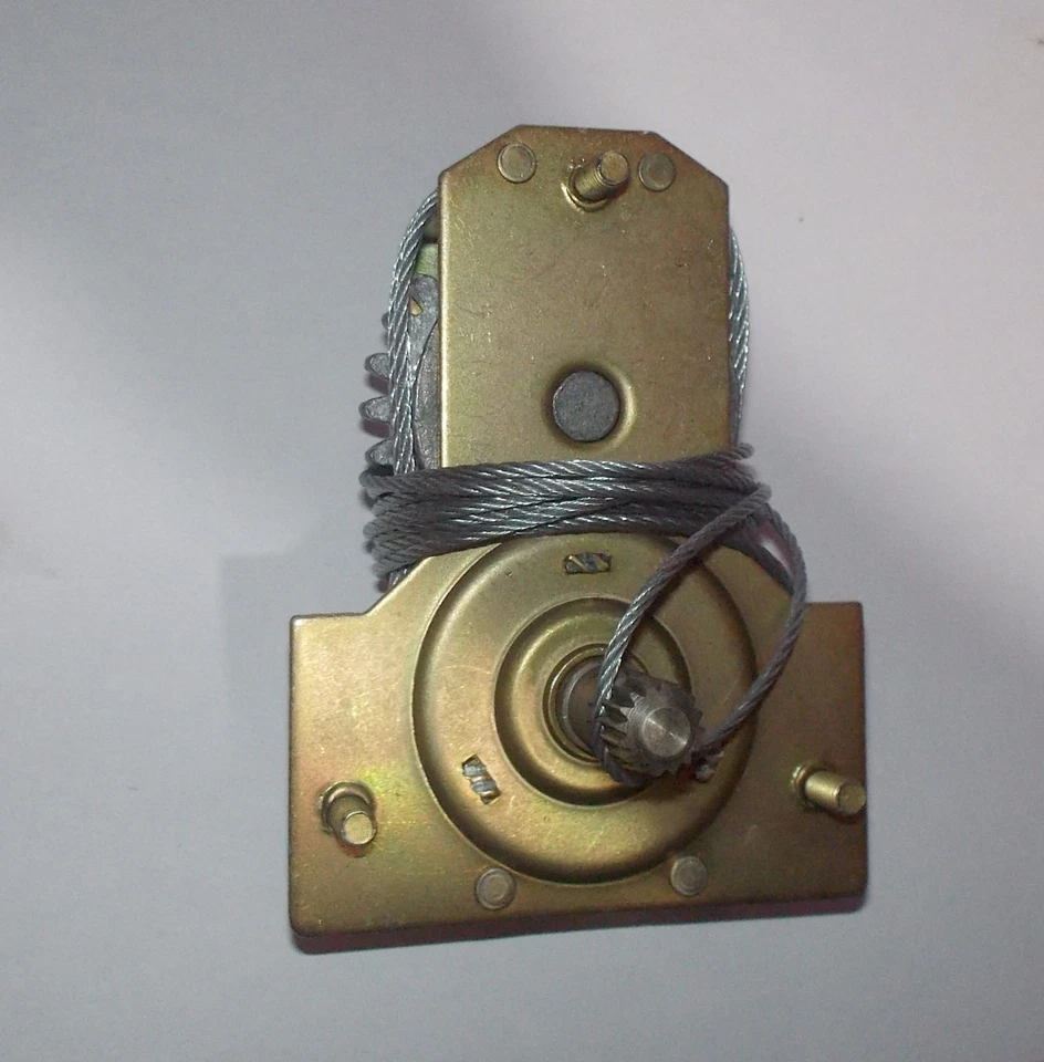 FIAT 1100 103 SPECIAL - EXPORT - 1200/ MECCANISMO ALZAVETRO A. DX/ OPEN WINDOW  Foto 1 de 1