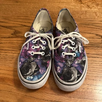 Furgonetas Mujer/Niña Talla 6, Negro Púrpura Estampado Floral. Usado en excelente estado. Top bajo con cordones Foto 1 de 4