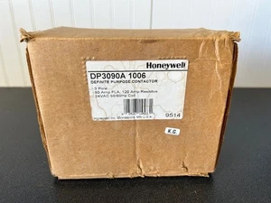 Contactor de propósito definido Honeywell DP3090A 1006 3 polos 90A FLA 120A resistente - Imagen 1 de 10