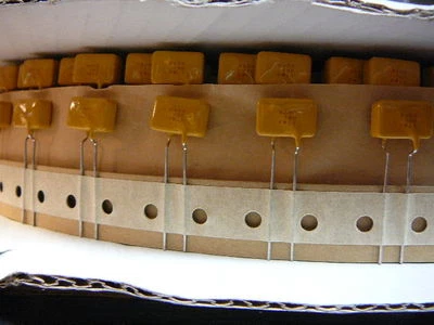 RAYCHEM TR600-150-2 Polifusible Restable 0.15A 60Vdc 600Vrms PPTC **NUEVO** Cantidad.5 Foto 1 de 2