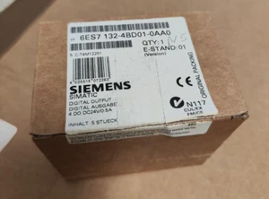 Siemens SIMATIC ET 200S 6ES7132-4BD01-0AA0 5 MODULES 4 DO - Picture 1 of 2