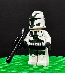 LEGO Clone Trooper Commander Gree Minifigure Star Wars 9491 - Foto 1 di 13