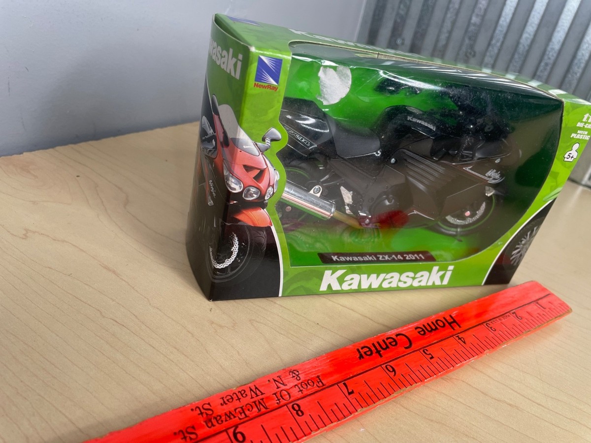 New Ray Toys 57433B 1:12 Scale Kawasaki ZX-14 Sport Bike | eBay