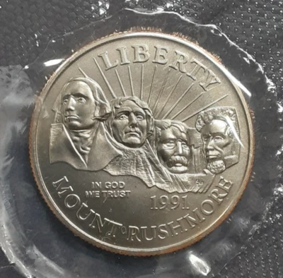 1991-D US Mint Mount Rushmore UNC Clad 50C in OGP & COA - Image 1 of 4