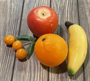 Frutta finta plastica artificiale vintage banana mele arance ciliegie - Foto 1 di 3