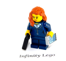 LEGO Airport VIP Service Businesswoman Minifigure with Cell Phone & Laptop 60102