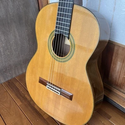 Guitarra Clásica CERVANTES Clase 1000 1979 Toda Sólida Japón MEIKO Matano Foto 1 de 4