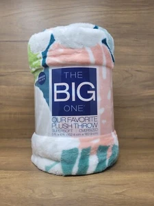 The Big One® Oversized Supersoft Plush Throw Multicolor Tropical Palm Leaves HTF - Picture 1 of 7