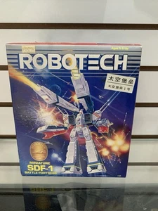 ROBOTECH Collectors Series SDF-1 Battle Fortress 'Mini' Diecast - Sealed - Picture 1 of 5