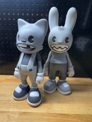 Lil' Helpers By Superplastic X Guggimon & Janky Vinyl Art Figures Monochrome - Image 1 of 4